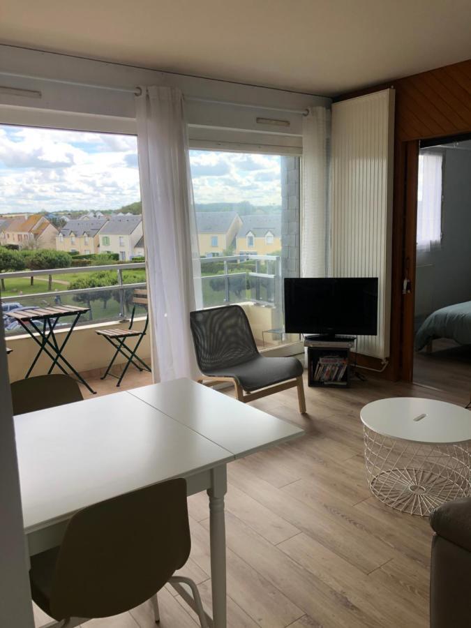 דירות Bleu Sale - F2 Courseulles Avec Balcon מראה חיצוני תמונה